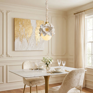 Fleurde Sculpted Floral Pendant Lamp
