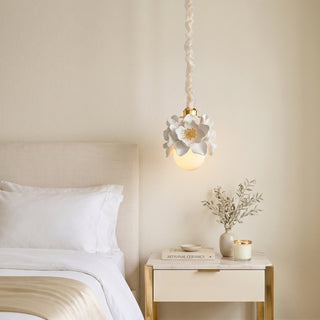 Fleurde Sculpted Floral Pendant Lamp
