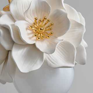 Fleurde Sculpted Floral Pendant Lamp