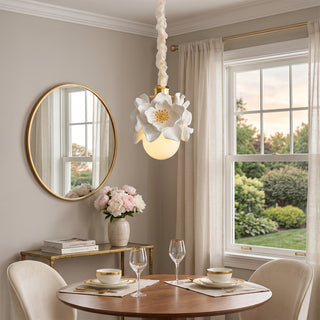 Fleurde Sculpted Floral Pendant Lamp