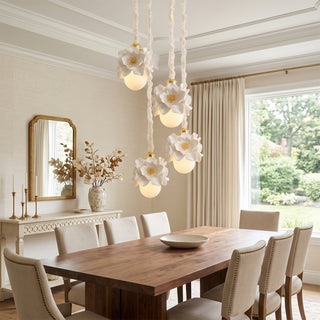 Fleurde Sculpted Floral Pendant Lamp