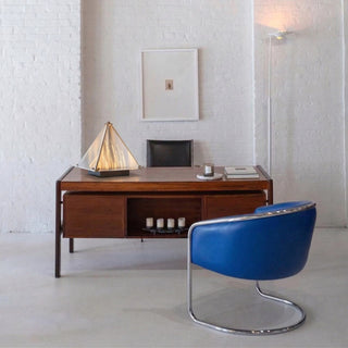 Alux Pyramid Table Lamp
