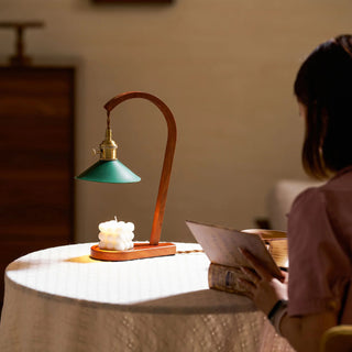 Arlow Candle Warmer Table Lamp