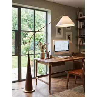Arlow Cantilever Floor Lamp
