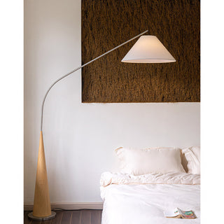 Arlow Cantilever Floor Lamp