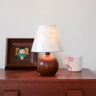 Avery Shell Table Lamp