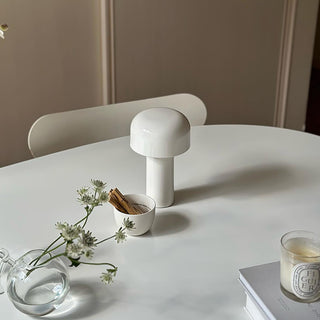 Bellhop Portable Table Lamp (Built-in Battery)