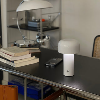 Bellhop Portable Table Lamp (Built-in Battery)