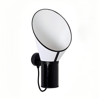 Cargo Horn Wall Lamp