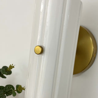 Corinthian Glass Sconce