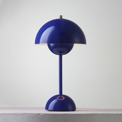 Azul oscuro