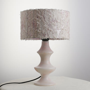 Modèle E (Marbre rose clair) : D 10,2″ x H 15,7″