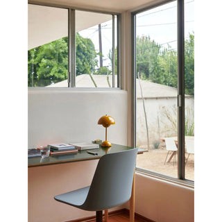 Flowerpot VP9 Table Lamp (Built-in battery)