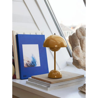 Flowerpot VP9 Table Lamp (Built-in battery)