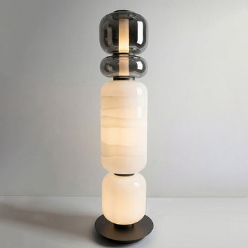D 11,8″ x H 53,1″ / D 30cm x H 135cm (Lumière chaude)