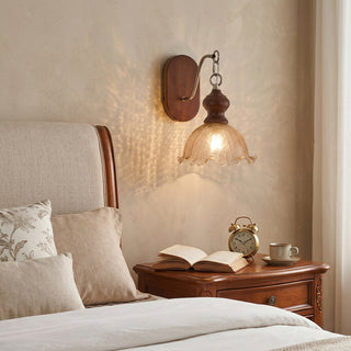 Iselore Crackle Blossom Sconce