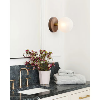 Kampy Wall Lamp