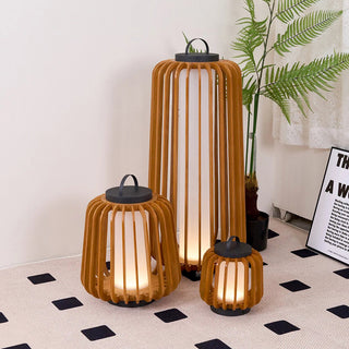 Kento Slatted Outdoor Lamp