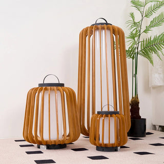 Kento Slatted Outdoor Lamp