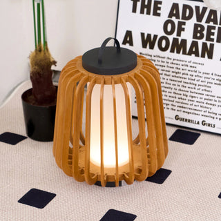Kento Slatted Outdoor Lamp