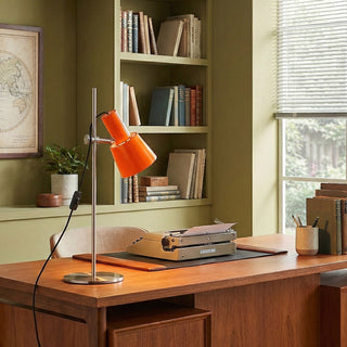 Larsen Table Lamp