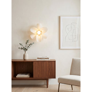 Linnea Petal Sconce