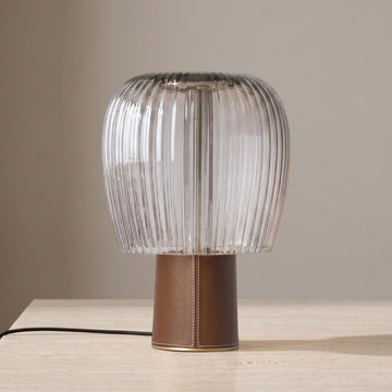 D 9,4″ x H 14,2″ / D 24 cm x H 36 cm