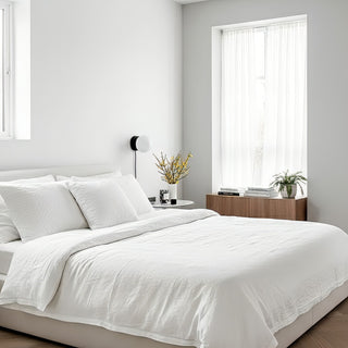 Moorsa Plug-In Wall Sconce