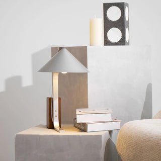 Neuf Cone Table Lamp