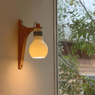 Picle Wall Light