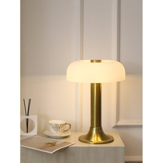Bumling Hans Table Lamp