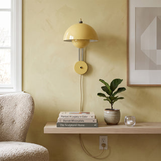 Flowerpot VP9 Plug-in Wall Sconce