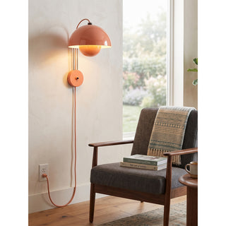Flowerpot VP9 Plug-in Wall Sconce
