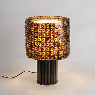 Naerix Shell Table Lamp