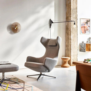 Potence Plug-In Wall Lamp