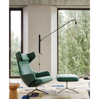 Potence Plug-In Wall Lamp