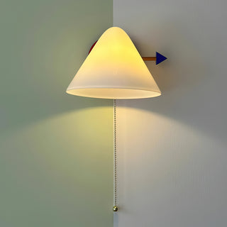 Stoja Wall Lamp