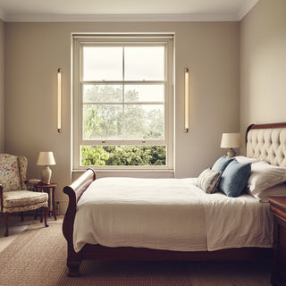 Strata Series Wall Light