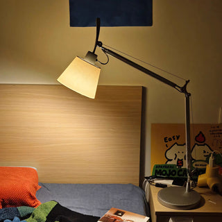Vector Cantilever Parchment Task Lamp