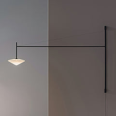 Model B: D 8,1″ x B 47,2″ x H 31,5″ / D 20,5cm x B 120cm x H 80cm
