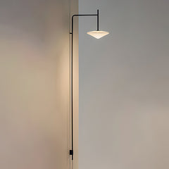 Model E: D 8,1″ x W 15,9″ x H 55,1″ / D 20,5cm x W 40,3cm x H 140cm